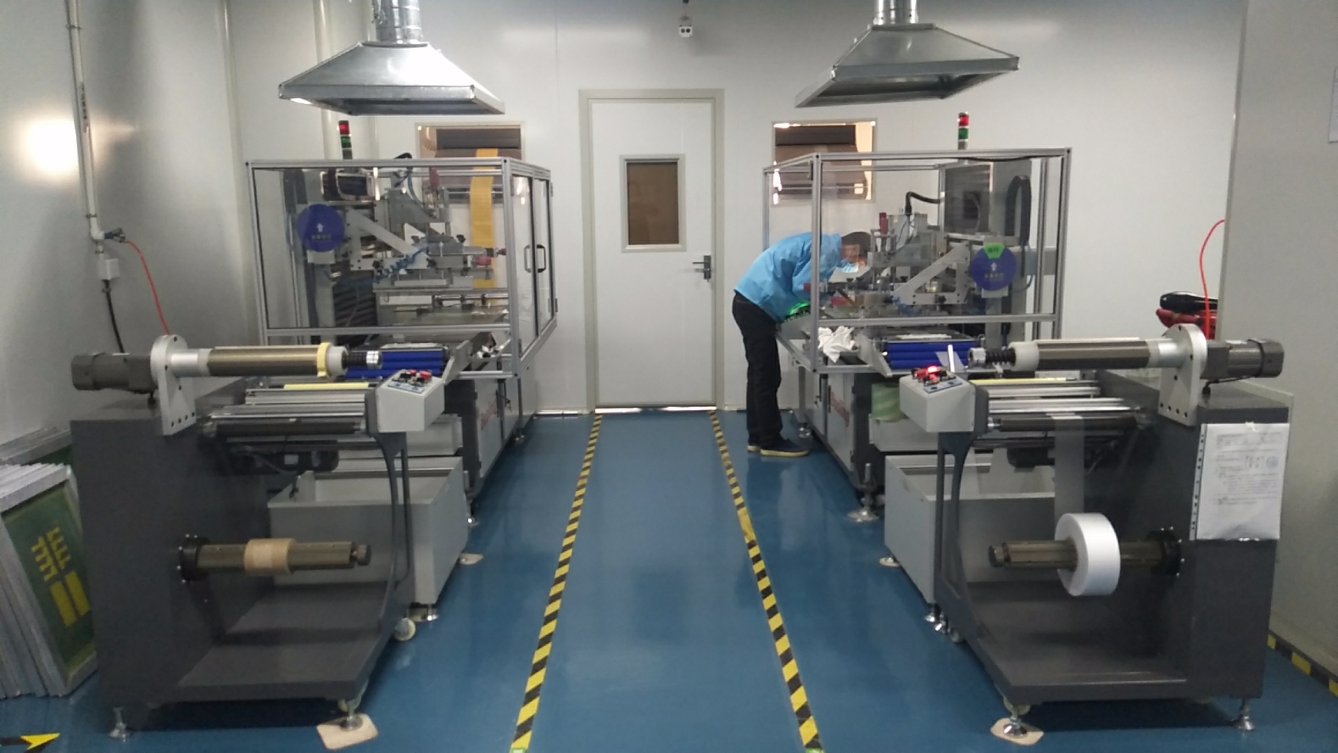 Full screen printing equipment